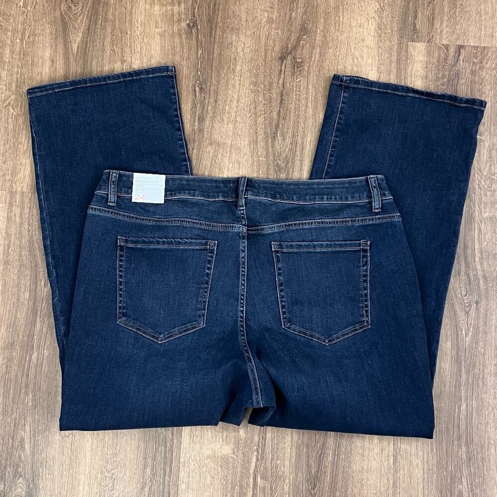 NEW Lane Bryant Signature Fit Bootcut Mid-Rise Super Stretch Sz 24